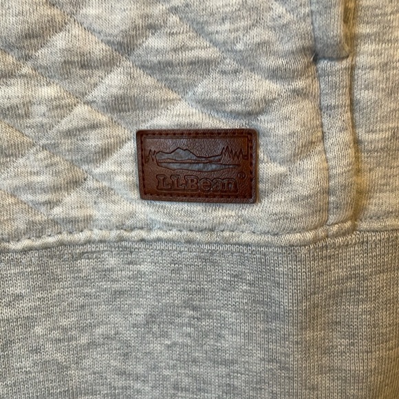 LL Bean Quilted Quarter-Zip Pullover - Picture 7 of 8